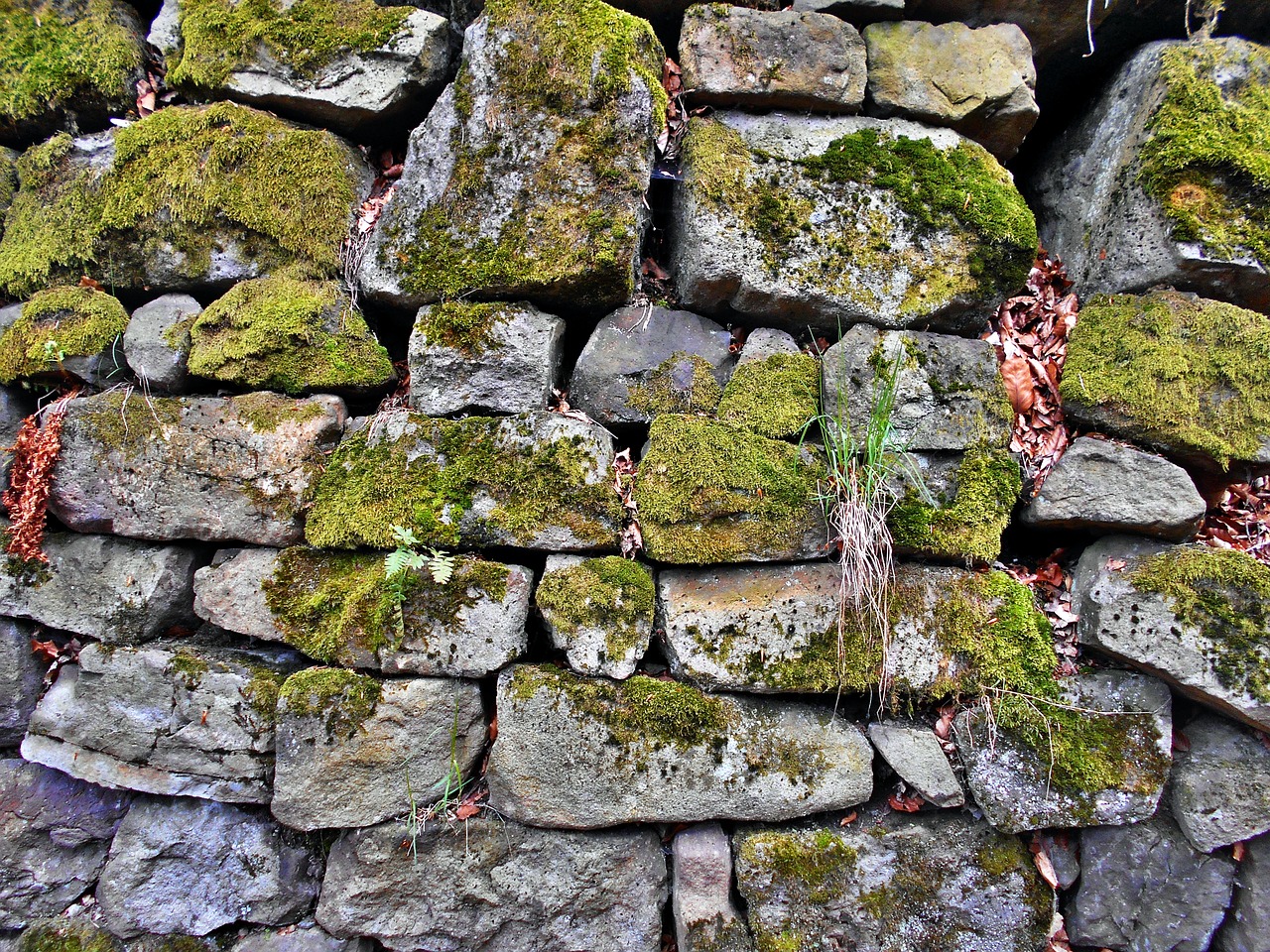 stone wall 1342660 1280